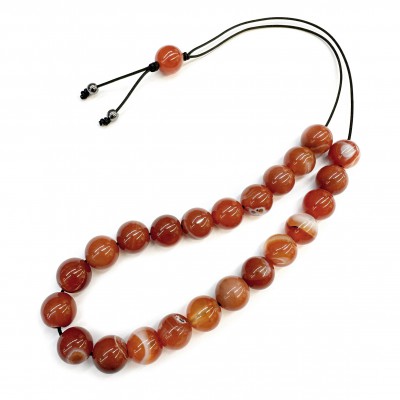 Komboloi with 23 Agate red round beads 10mm natural semi precious stones