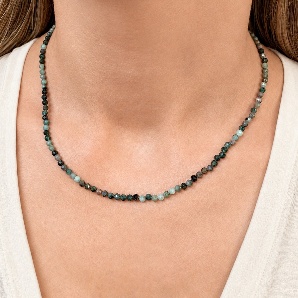 Σμαράγδι (Emerald) Κολιέ με φυσικούς πολύτιμους λίθους χάντρες πολυγωνικές 3.5mm Κολιέ με Ημιπολύτιμους Λίθους