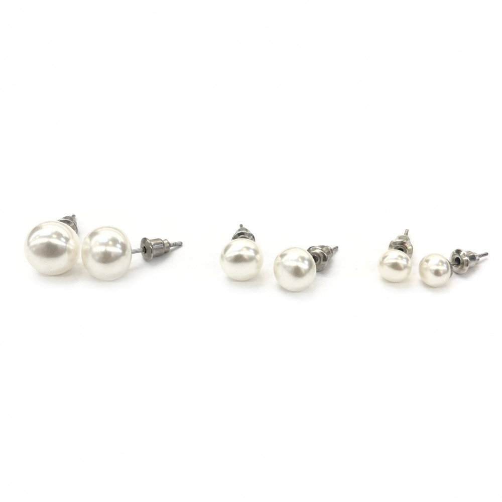 Stud earrings pearls Earrings