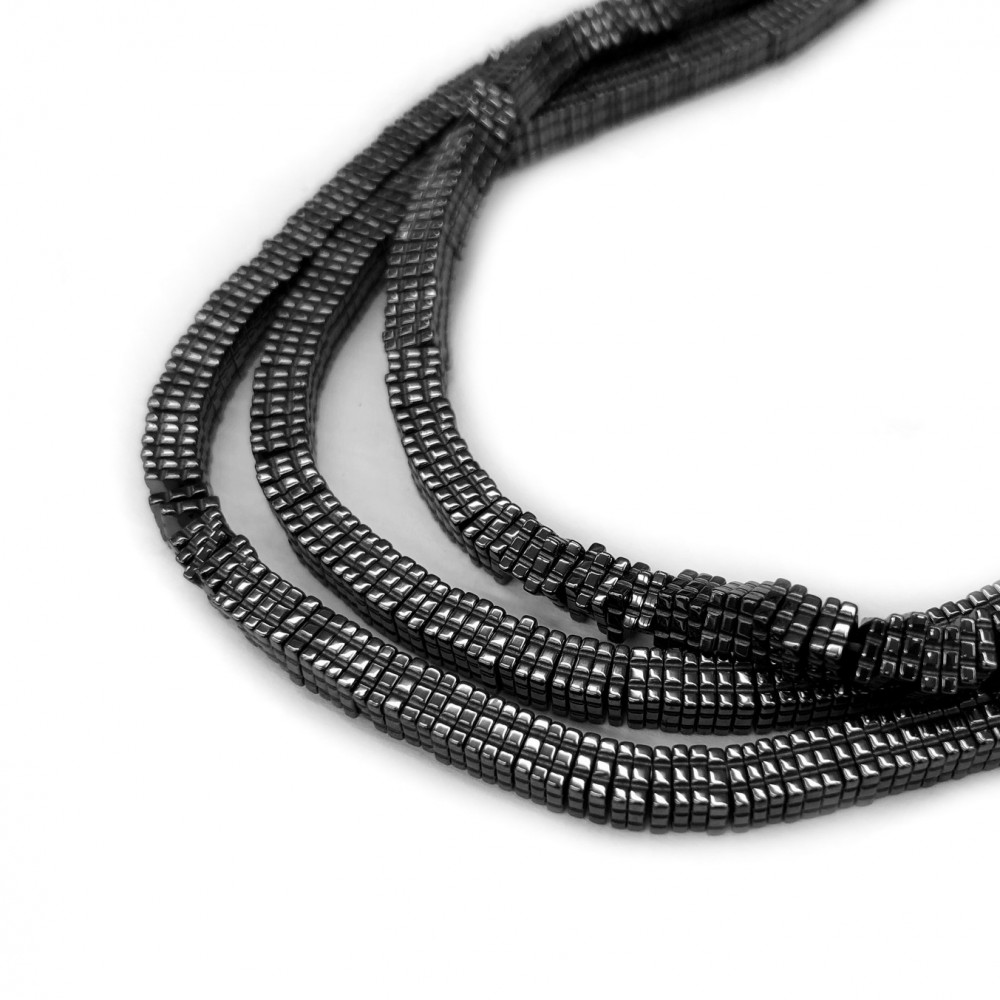 Αιματίτης (Hematite) φυσικοί ημιπολύτιμοι λίθοι χάντρες πλακέ τετράγωνες 4x1mm (σειρά∽40cm∽400χάντρες) Αιματίτης - Hematite
