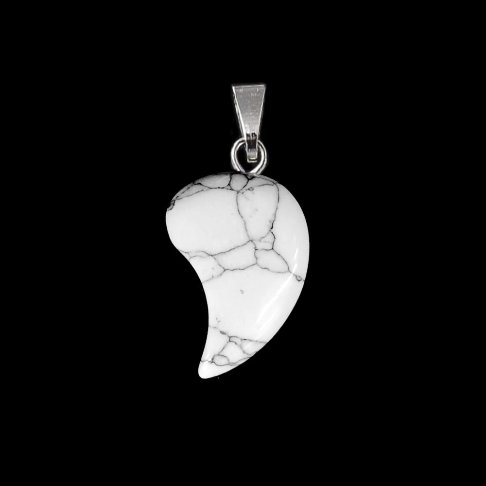 Χαολίτης λευκός (white Howlite) φυσικός ημιπολύτιμος λίθος μισή καρδιά κρεμαστή 20x15mm Μισή Καρδιά Κρεμαστοί Λίθοι