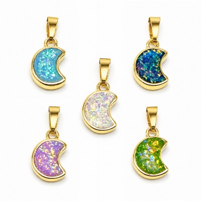 Οπάλιο (Galaxy Opal) φυσικός ημιπολύτιμος λίθος μισοφέγγαρο κρεμαστό με μεταλλικό επίχρυσο καστόνι 11x9mm