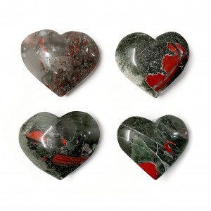 Αιματόπετρα (African Bloodstone) φυσικός ημιπολύτιμος λίθος σε σχήμα καρδιά 5∽6cm Λίθοι Χώρου