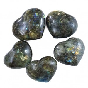 Λαμπραντορίτης (Labradorite) φυσικός ημιπολύτιμος λίθος σε σχήμα καρδιά 5cm Λίθοι Χώρου