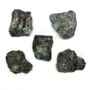 Σμαράγδι (Emerald) ακατέργαστος ακανόνιστος φυσικός πολύτιμος λίθος 6∽7cm Λίθοι Χώρου
