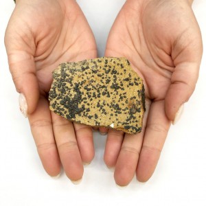 Μιμητίτης (Mimetite) ακατέργαστος φυσικός ημιπολύτιμος λίθος 8cm x 6cm x 4cm Λίθοι Χώρου