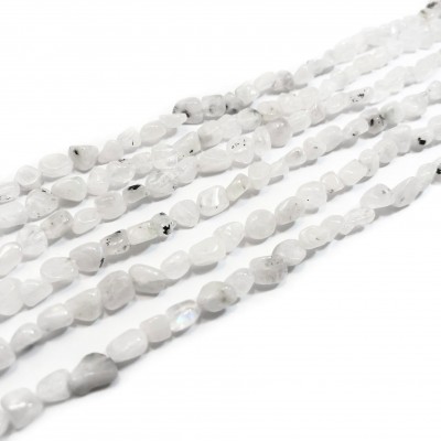 Φεγγαρόπετρα λευκή (Moonstone) φυσικοί ημιπολύτιμοι λίθοι χάντρες ακανόνιστες 6∽8mm (σειρά∽40cm∽60χάντρες)