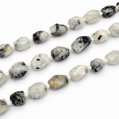 Φεγγαρόπετρα λευκή με μαύρο (Moonstone) φυσικοί ημιπολύτιμοι λίθοι χάντρες ακανόνιστες 18∽10mm (σειρά∽39cm∽20χάντρες)