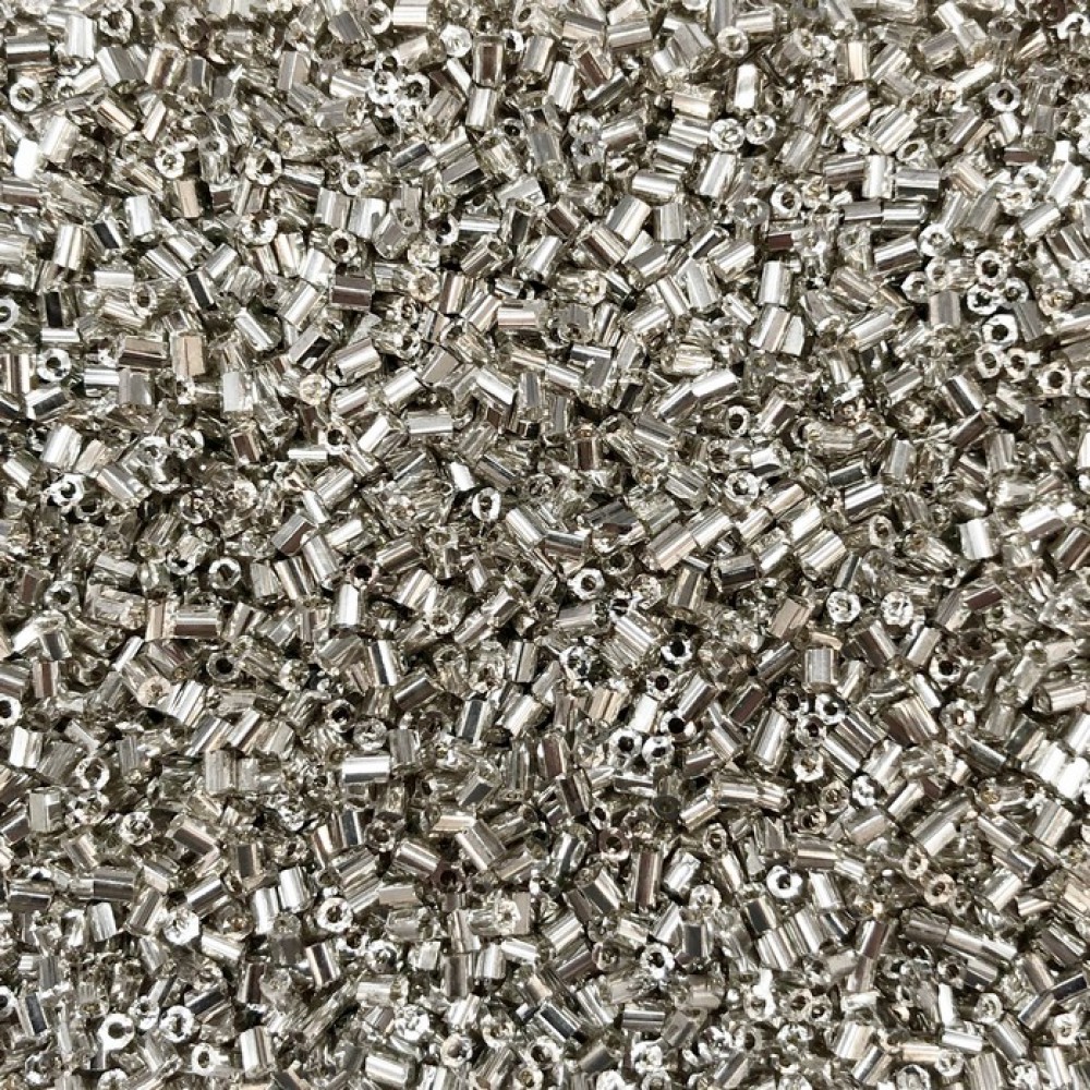 Μακαρονάκι κοφτό γυάλινες χάντρες 2.5mm μεταλλικό ασημί χρώμα (συσκευασία/50g/4200χάντρες) Χάντρες Μακαρονάκι Κοφτό