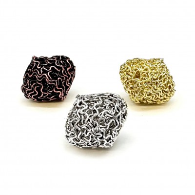 Handmade wire bead rhombus 21x18mm