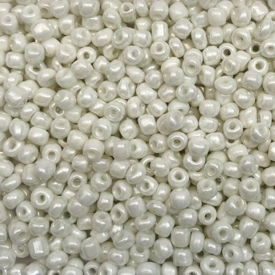 Μικρές γυάλινες χάντρες 4mm λευκό κρεμ γυαλιστερό χρώμα (συσκευασία/60g/1000χάντρες)